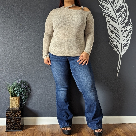 Shein Sweater Top - Picture 1 of 7